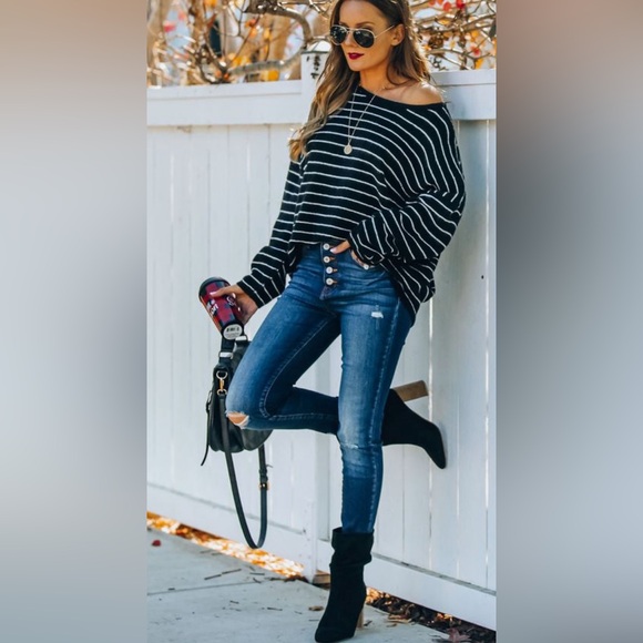 Vici Sweaters - VICI Unwritten Striped Knit Sweater XS/S